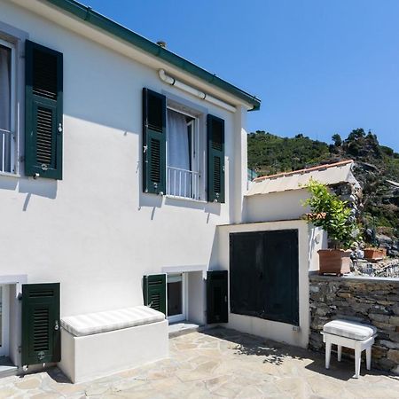 La Mala - Camere Di Charme Вернацца Экстерьер фото